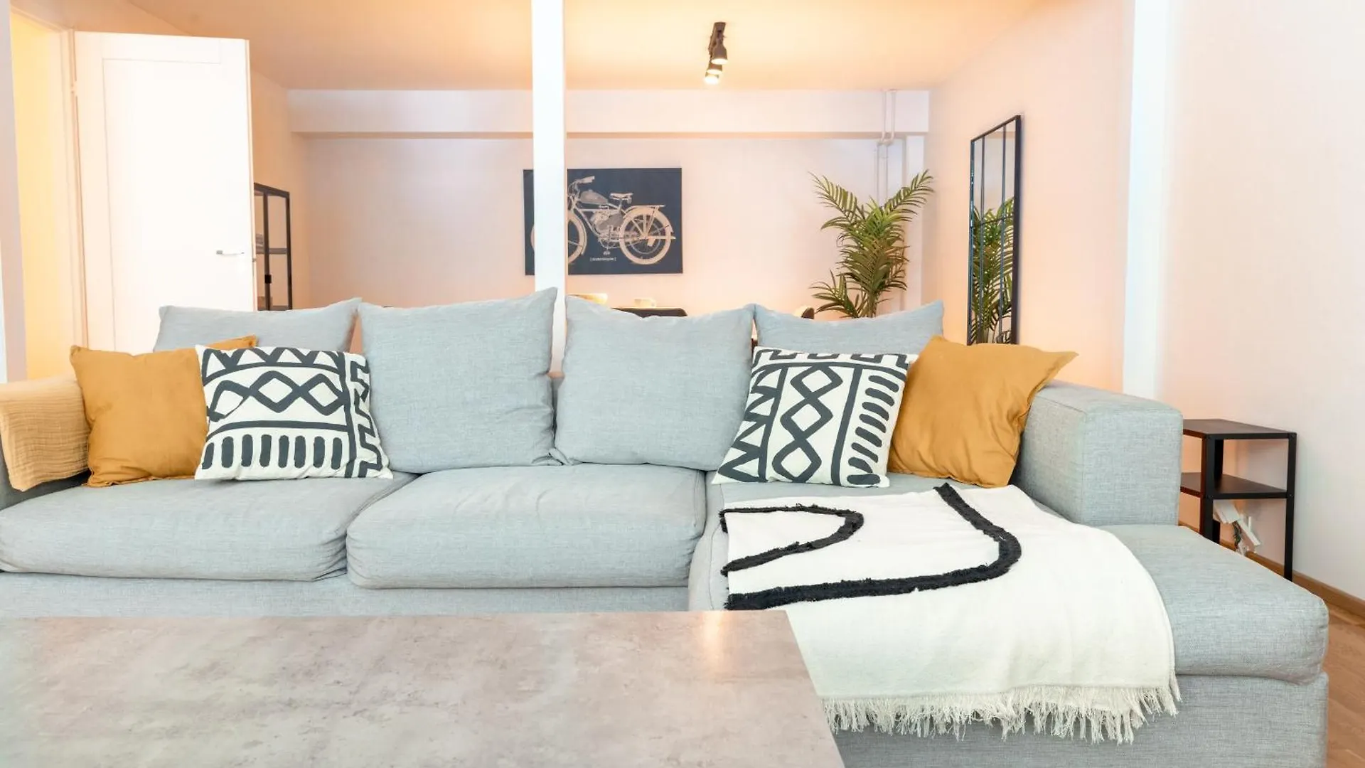 2Ndhomes Bright & Spacious 2-Story Apartment With Sauna Helsinki 0*,
